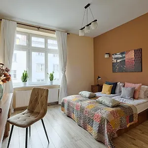 https://bright-apartment-at-the-old-town.krakowhotelspoland.com